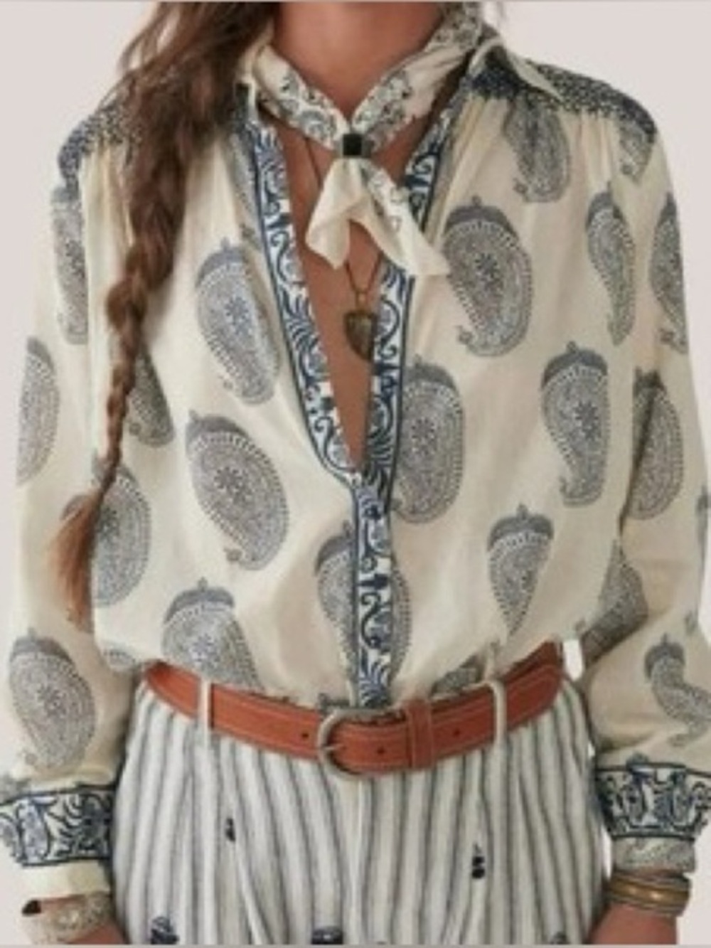 Maison Hotel Bob Blouse Paisley Print Embroidered XS White Navy NWOT